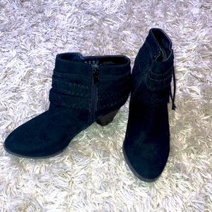 Black boots size 8.5
